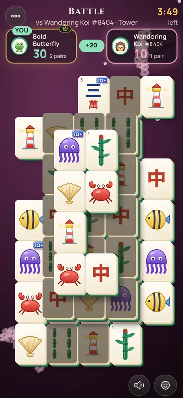 An online Battle: two players share one board of ocean tiles, with the score and time left at the top.